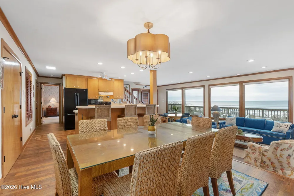 111 Dogwood Circle Pine Knoll Shores, NC 28512