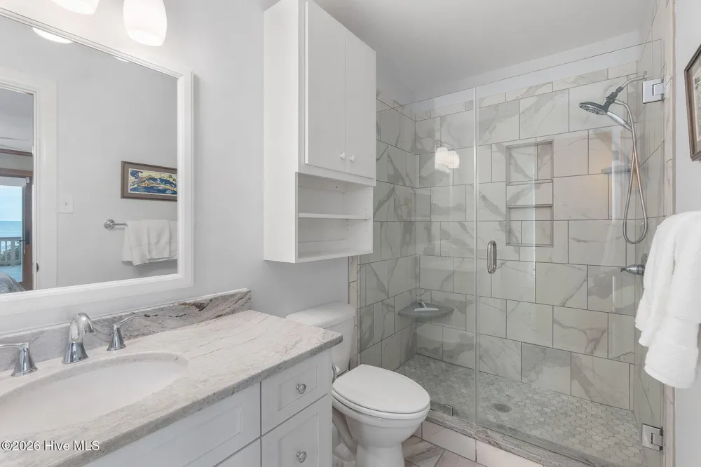 111 Dogwood Circle Pine Knoll Shores, NC 28512