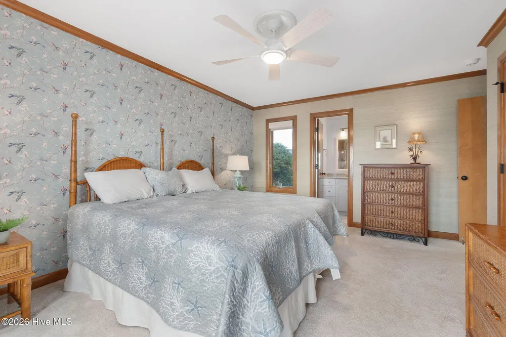 111 Dogwood Circle Pine Knoll Shores, NC 28512