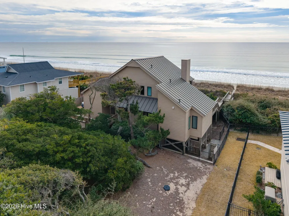 111 Dogwood Circle Pine Knoll Shores, NC 28512