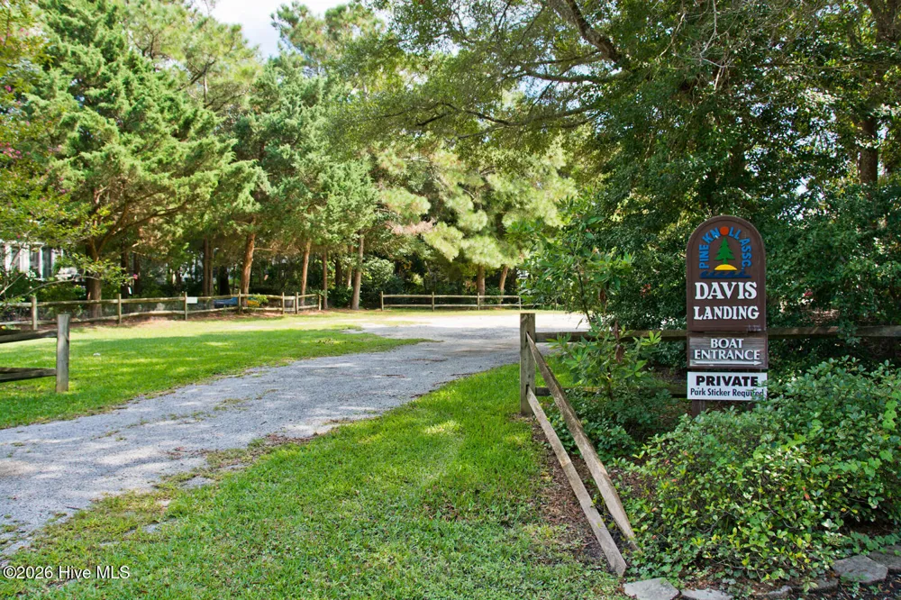 111 Dogwood Circle Pine Knoll Shores, NC 28512