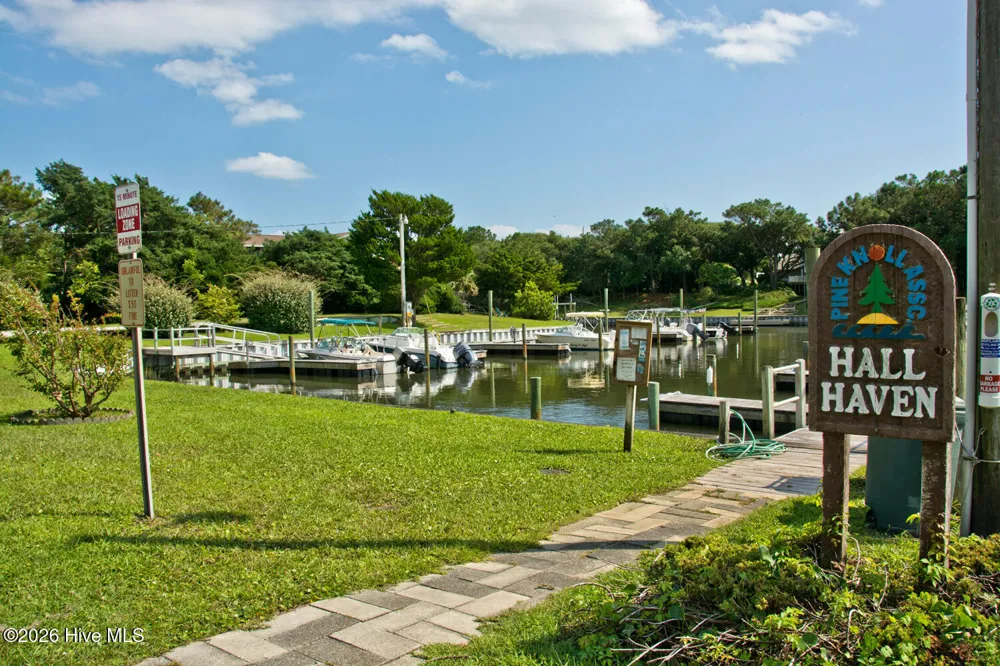 111 Dogwood Circle Pine Knoll Shores, NC 28512