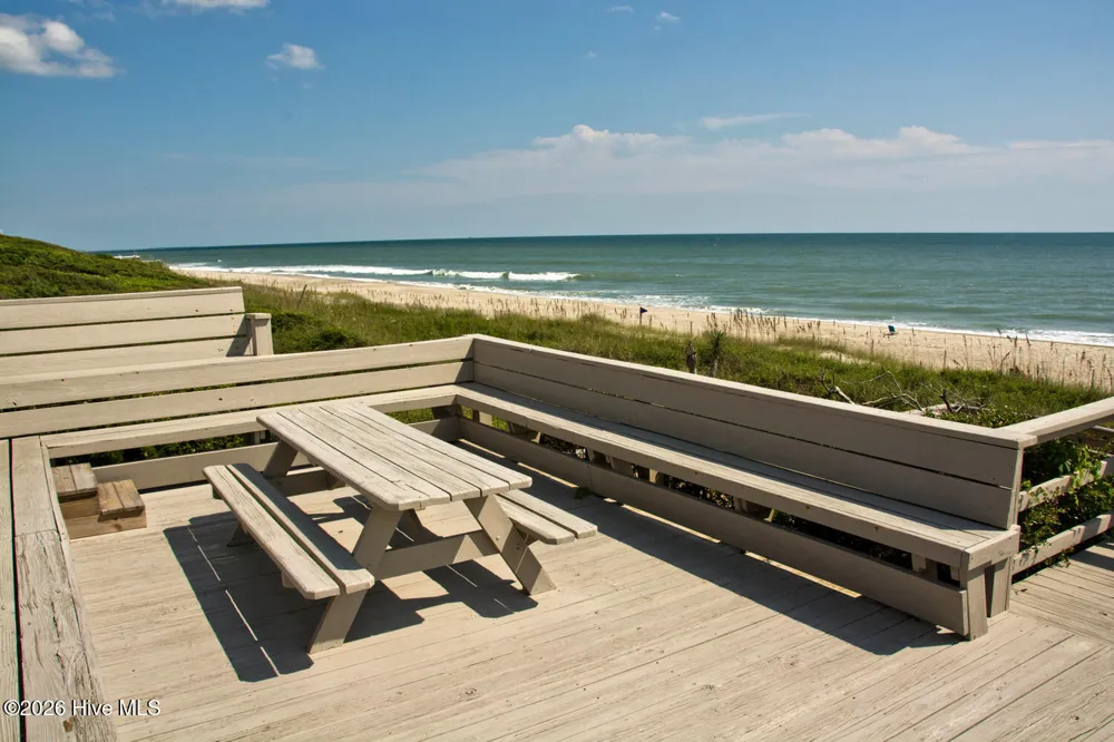 111 Dogwood Circle Pine Knoll Shores, NC 28512