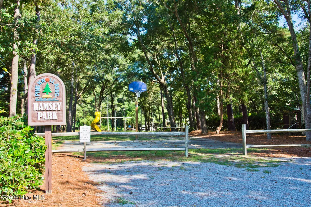 111 Dogwood Circle Pine Knoll Shores, NC 28512