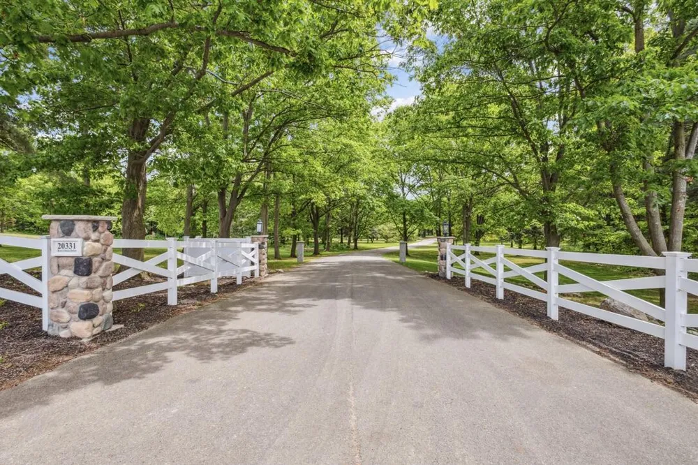20331 Blairs View Drive White Pigeon, MI 49099