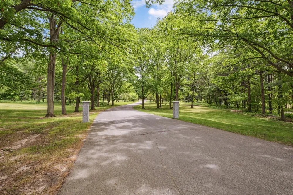 20331 Blairs View Drive White Pigeon, MI 49099