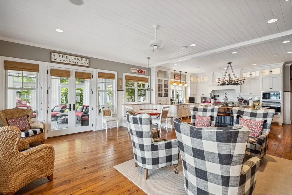 20331 Blairs View Drive White Pigeon, MI 49099