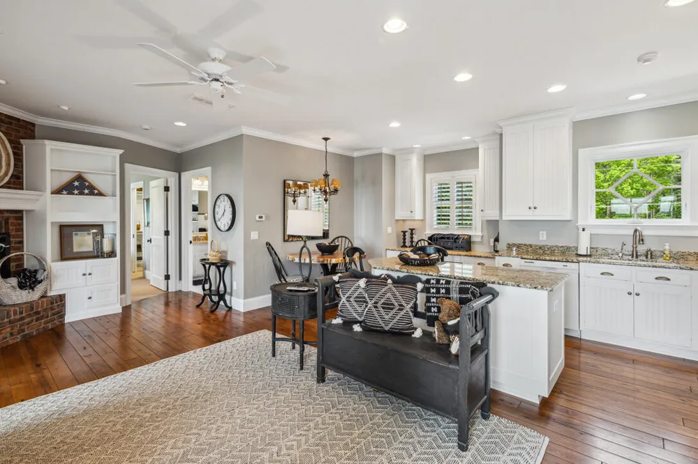 20331 Blairs View Drive White Pigeon, MI 49099