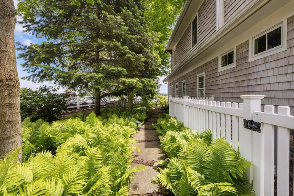 20331 Blairs View Drive White Pigeon, MI 49099