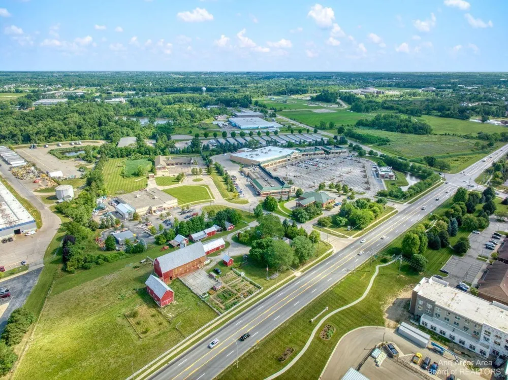 7608 E Michigan Avenue Saline, MI 48176