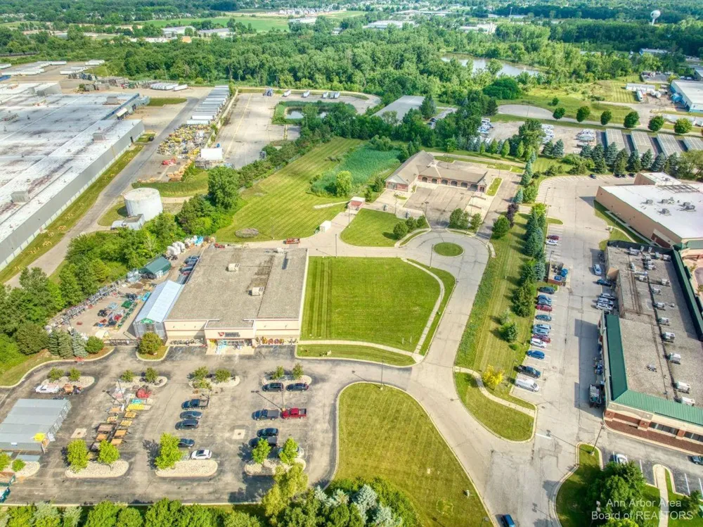 7608 E Michigan Avenue Saline, MI 48176