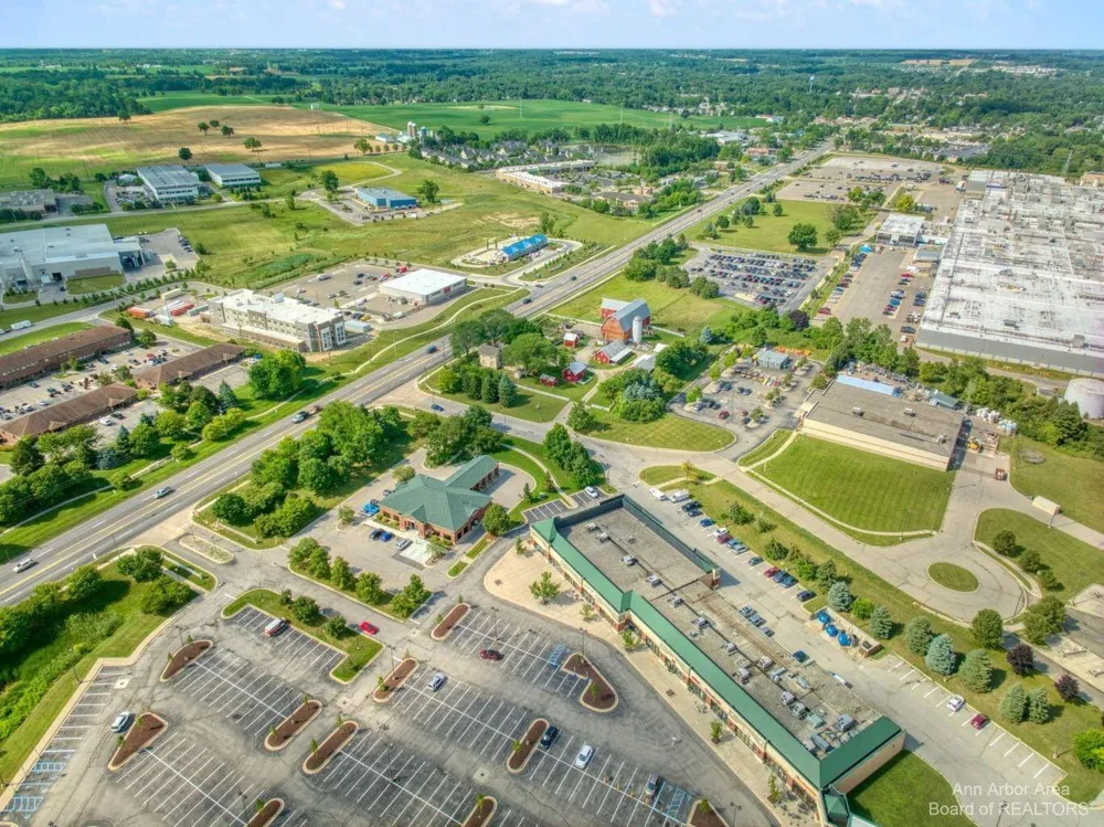 7608 E Michigan Avenue Saline, MI 48176