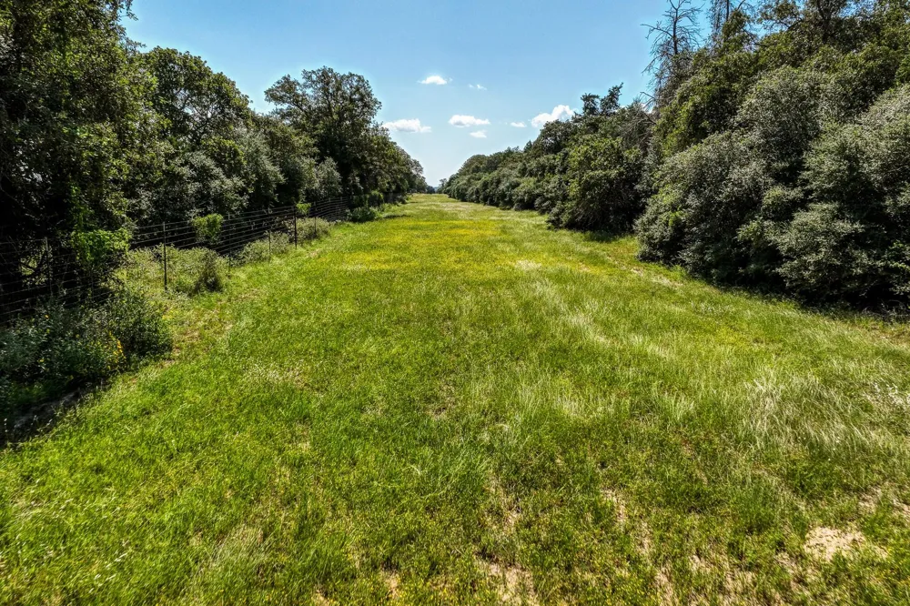 3336 County Road 326 Lexington, TX 78947