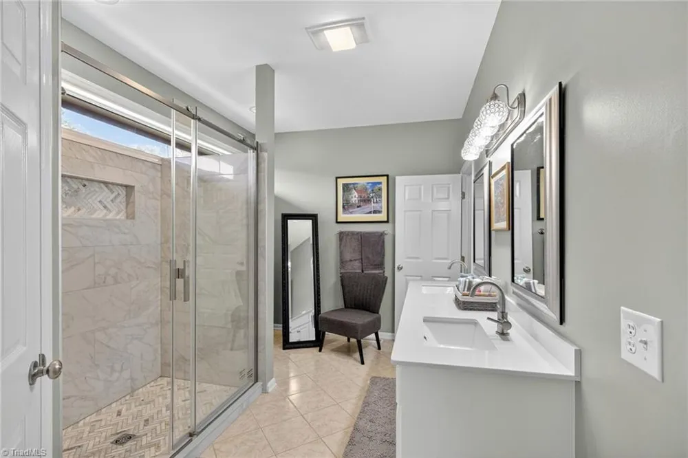 233 Lakeview Place #D-2 Jefferson, NC 27640