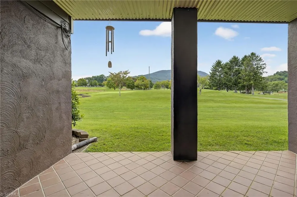 233 Lakeview Place #D-2 Jefferson, NC 27640