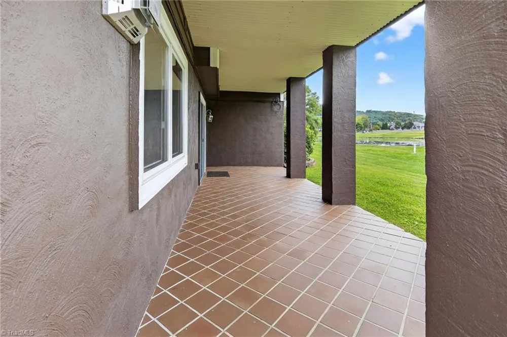 233 Lakeview Place #D-2 Jefferson, NC 27640