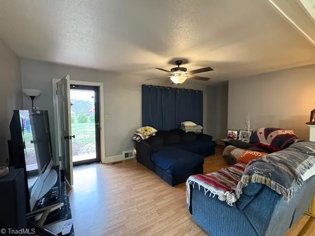 927 Shingle Gap Road Purlear, NC 28665
