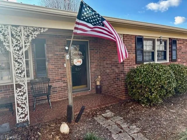 927 Shingle Gap Road Purlear, NC 28665