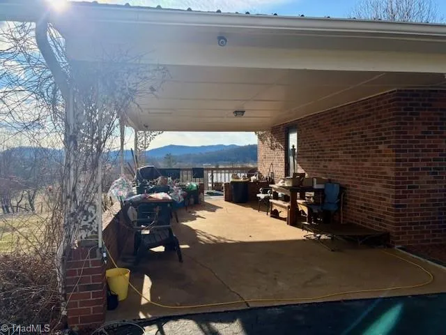 927 Shingle Gap Road Purlear, NC 28665