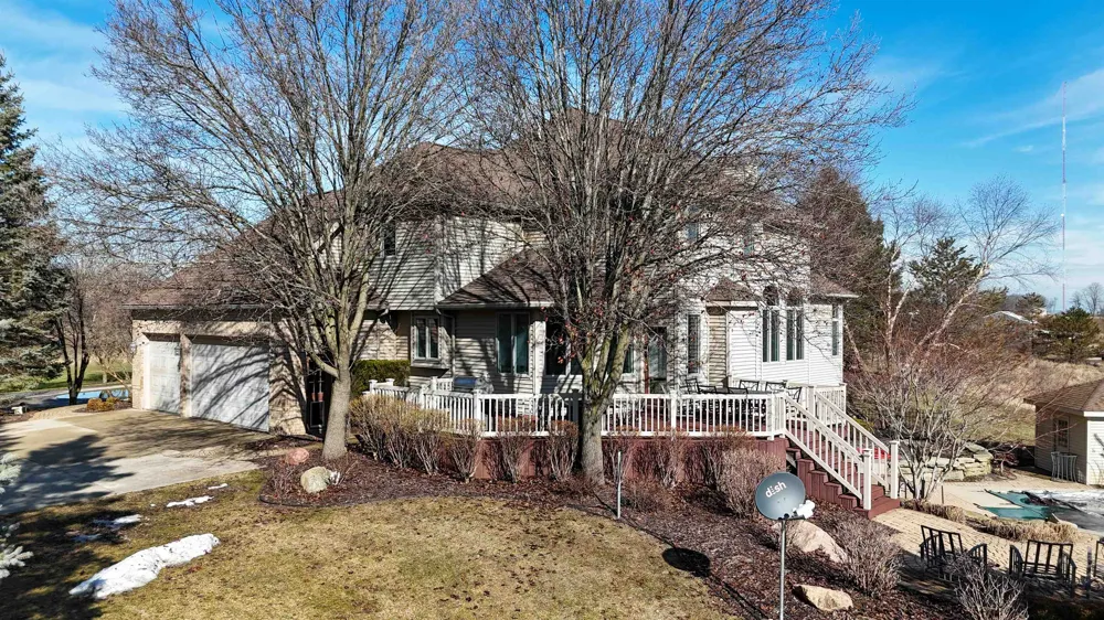 956 E Remus Road Union Charter Township, MI 48858