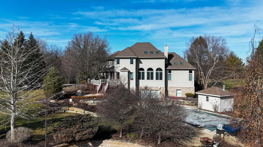 956 E Remus Road Union Charter Township, MI 48858