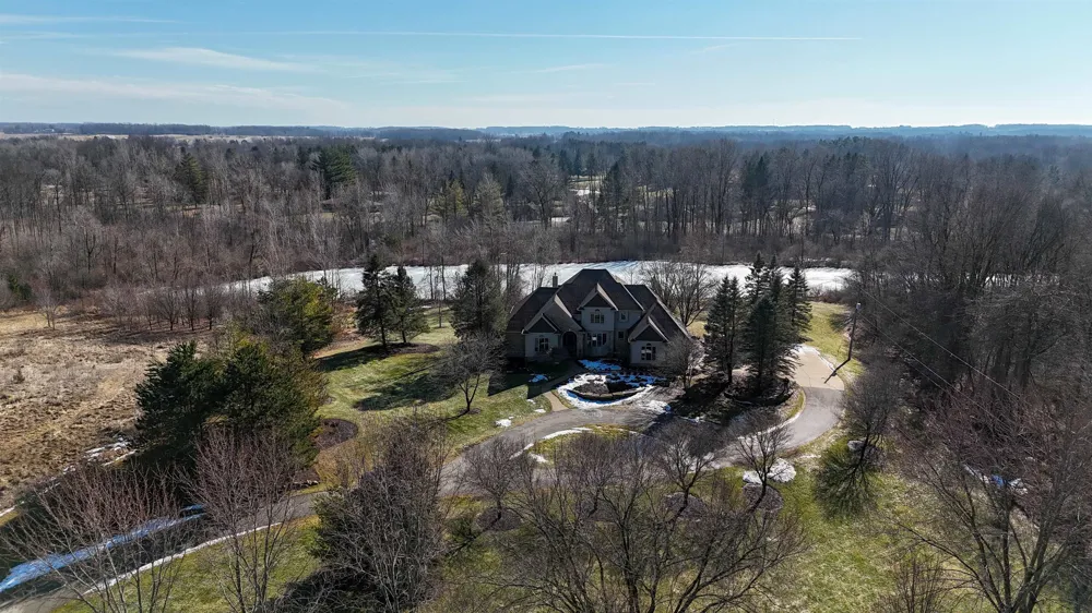 956 E Remus Road Union Charter Township, MI 48858