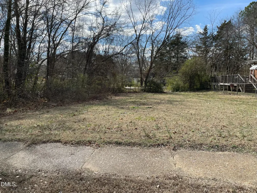 375 W Rockspring Street Henderson, NC 27536