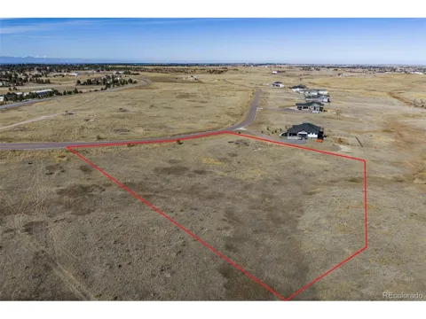 5126 Freddys Trail