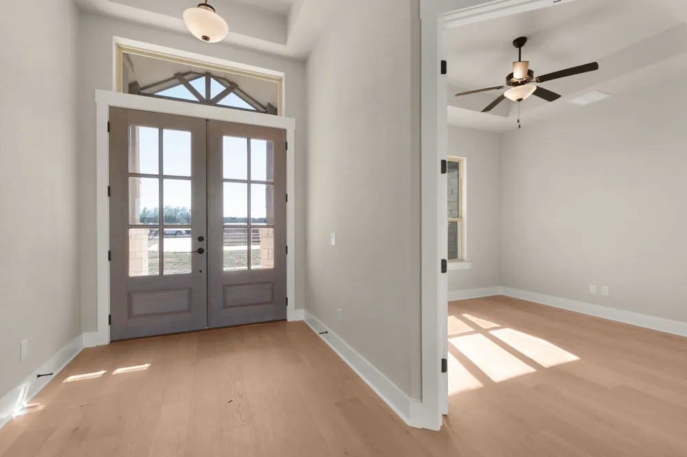 103 Buck Rabbit Road Briggs, TX 78608