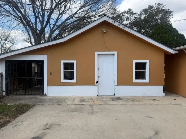 600 Pecan Avenue Luling, TX 78648