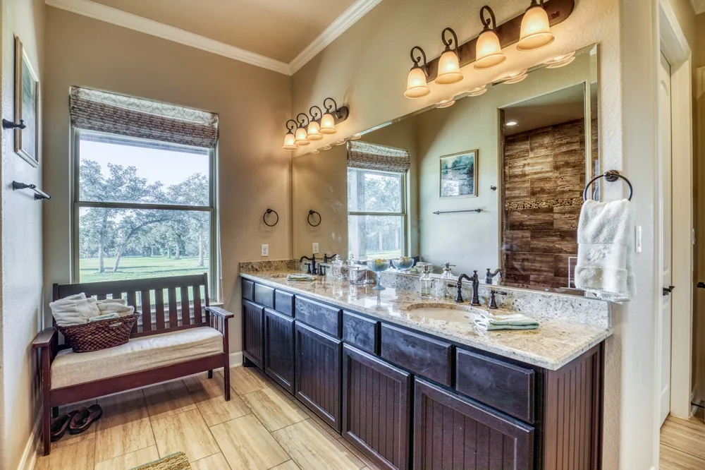 3336 County Road 326 Lexington, TX 78947