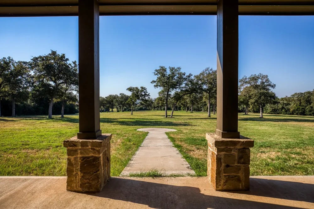 3336 County Road 326 Lexington, TX 78947