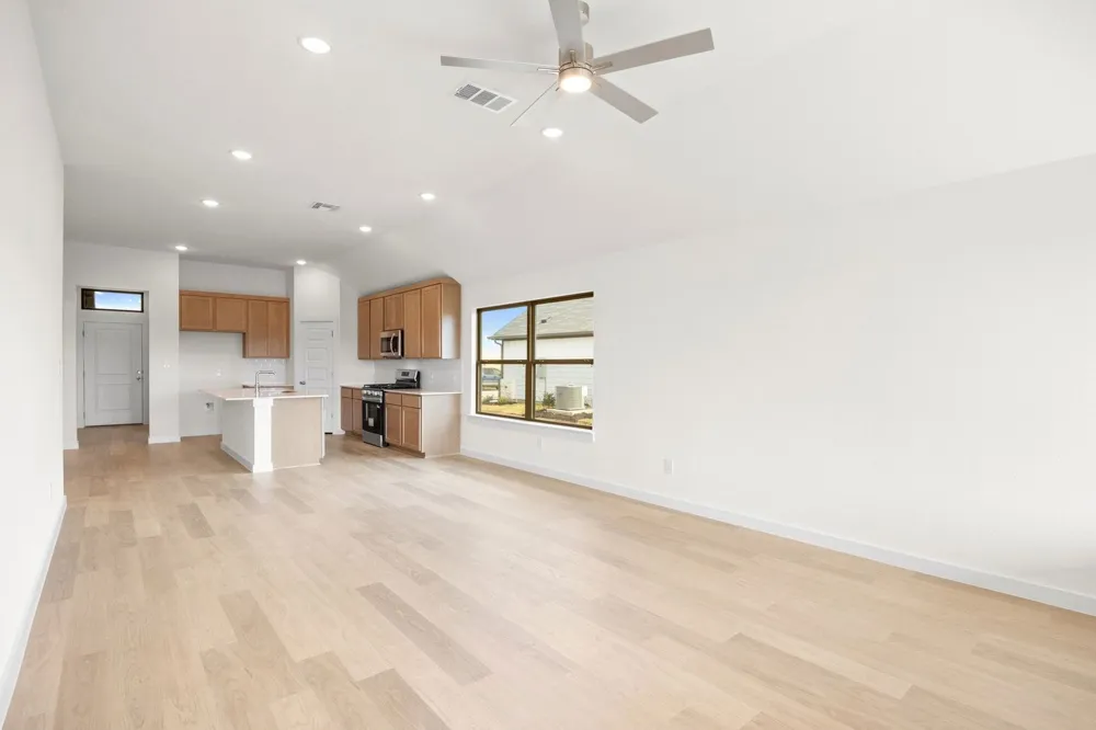 102 Malibu Hutto, TX 78634