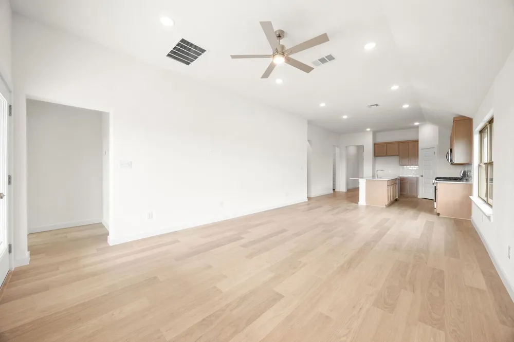 102 Malibu Hutto, TX 78634
