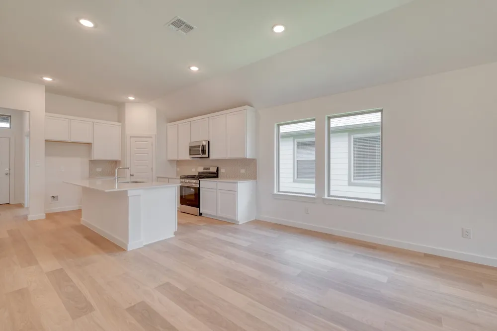 102 Malibu Hutto, TX 78634