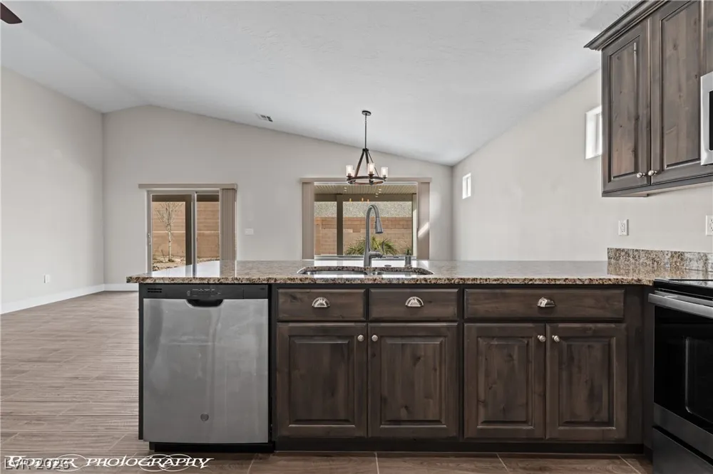 921 Shadow Hawk Ridge Mesquite, NV 89027