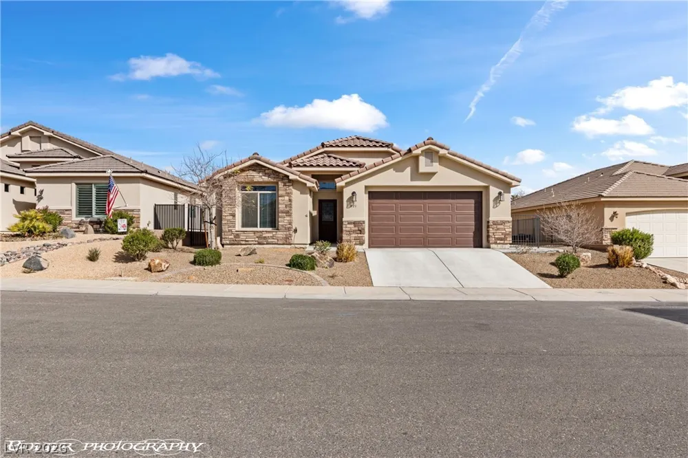 921 Shadow Hawk Ridge Mesquite, NV 89027