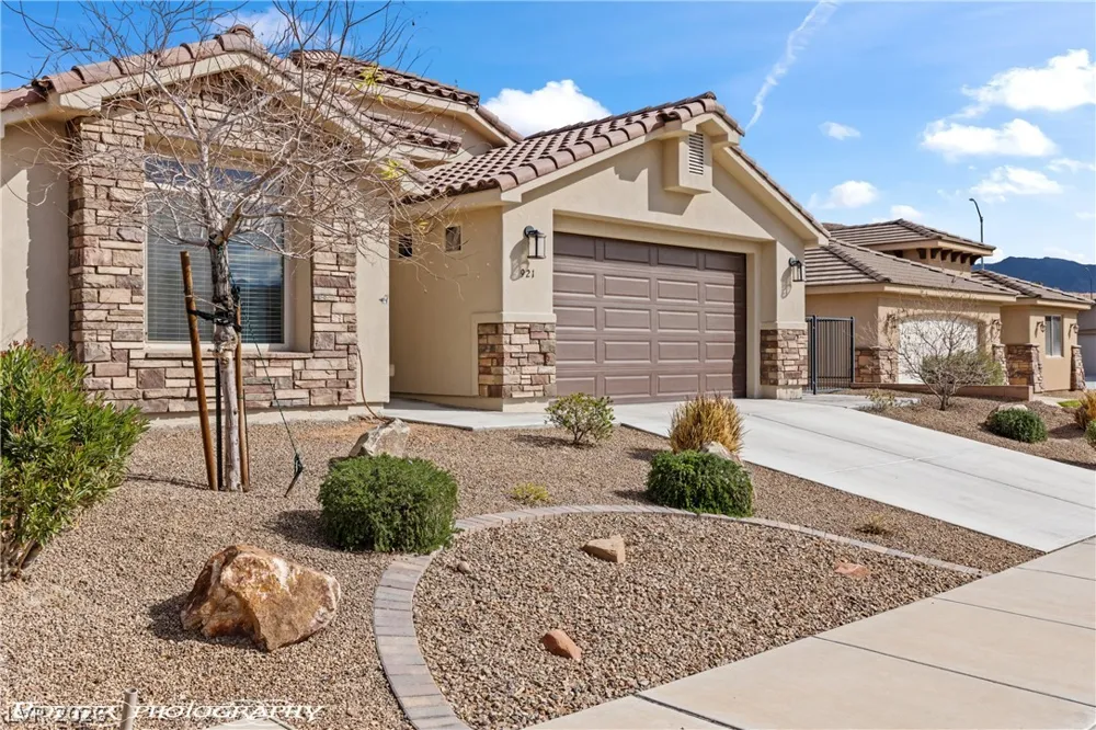 921 Shadow Hawk Ridge Mesquite, NV 89027