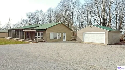 807 Stray Winds Road