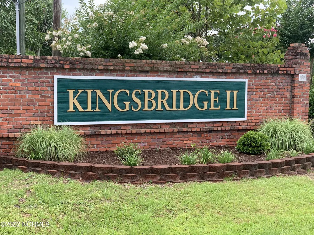 276 E Ivybridge Drive Hubert, NC 28539