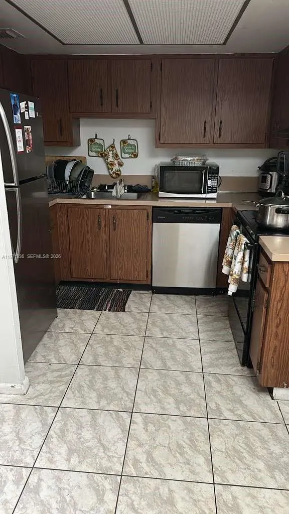 5630 NW 21st St #31-C Lauderhill, FL 33313