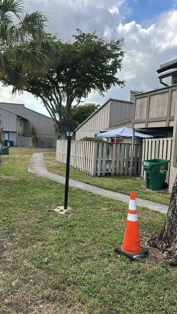 5630 NW 21st St #31-C Lauderhill, FL 33313