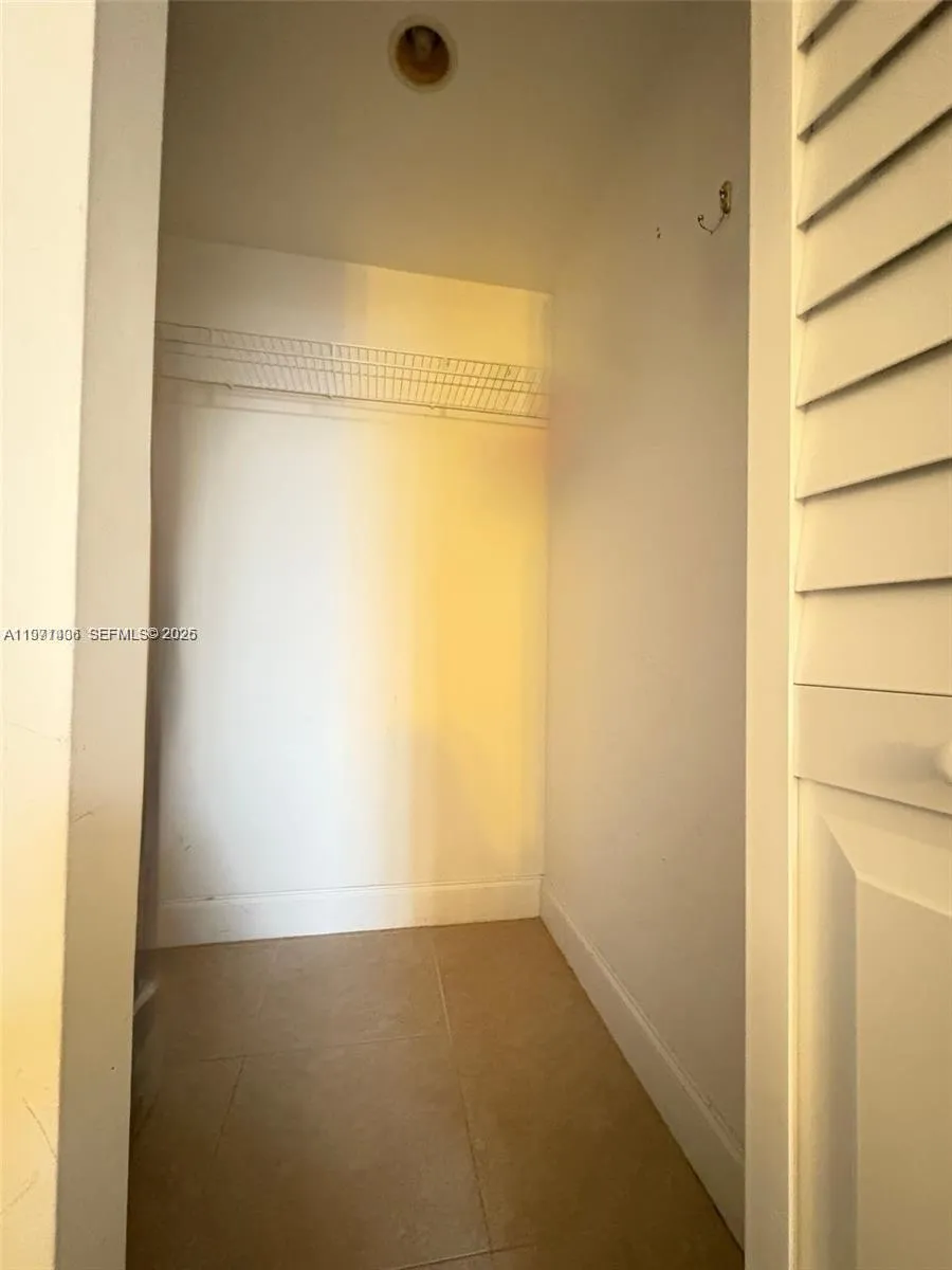 1965 S Ocean Dr #2F Hallandale Beach, FL 33009