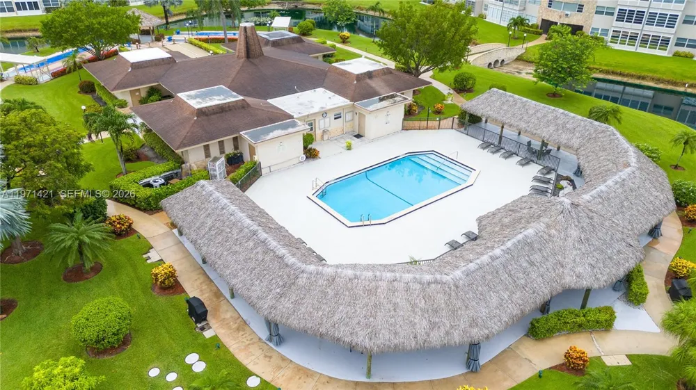 5003 NW 35th St #405 Lauderdale Lakes, FL 33319
