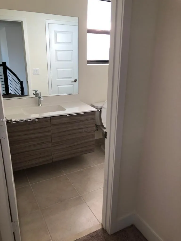 16045 NW 87th Ct Miami Lakes, FL 33018