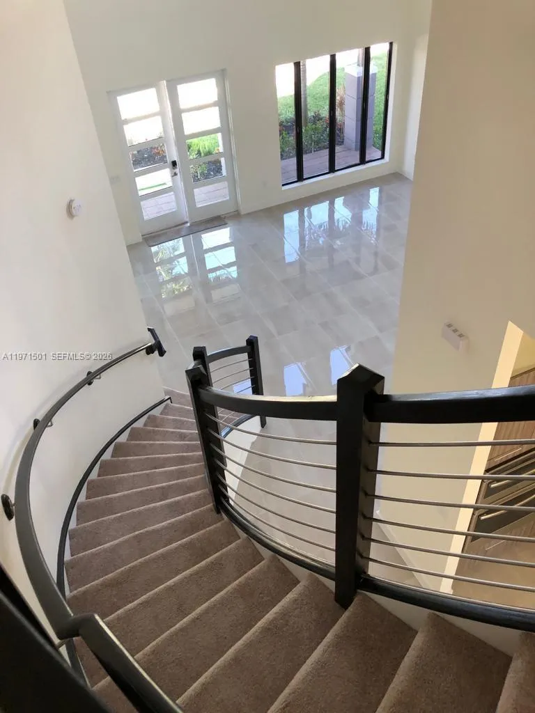16045 NW 87th Ct Miami Lakes, FL 33018