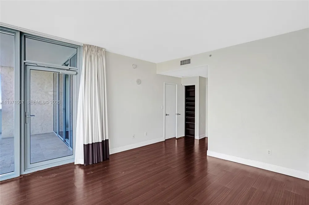 601 NE 36th St #1908 Miami, FL 33137