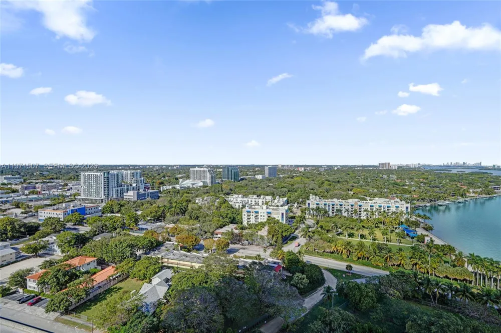 601 NE 36th St #1908 Miami, FL 33137