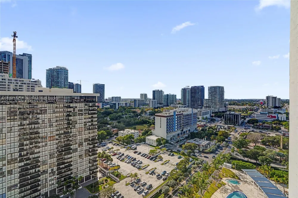 601 NE 36th St #1908 Miami, FL 33137