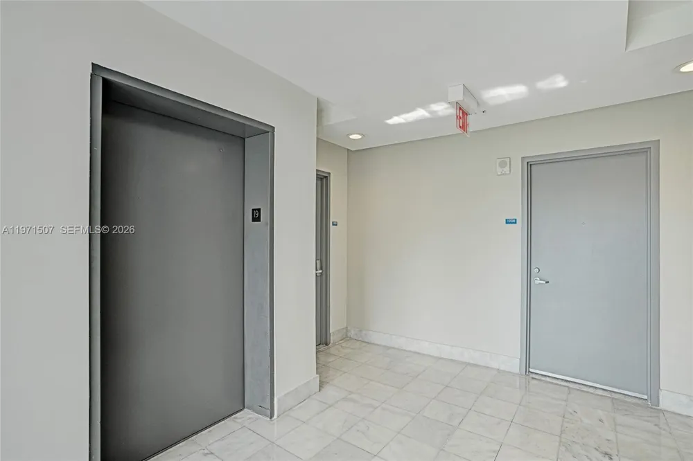 601 NE 36th St #1908 Miami, FL 33137